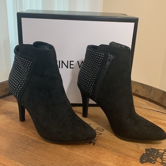 Nine West | Eye Candy Black Studded Zipper Ankle Boots Booties + Box 7 M - Picture 4 of 14